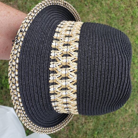 C.C. Stylish Unisex hats - Picture 4 of 5